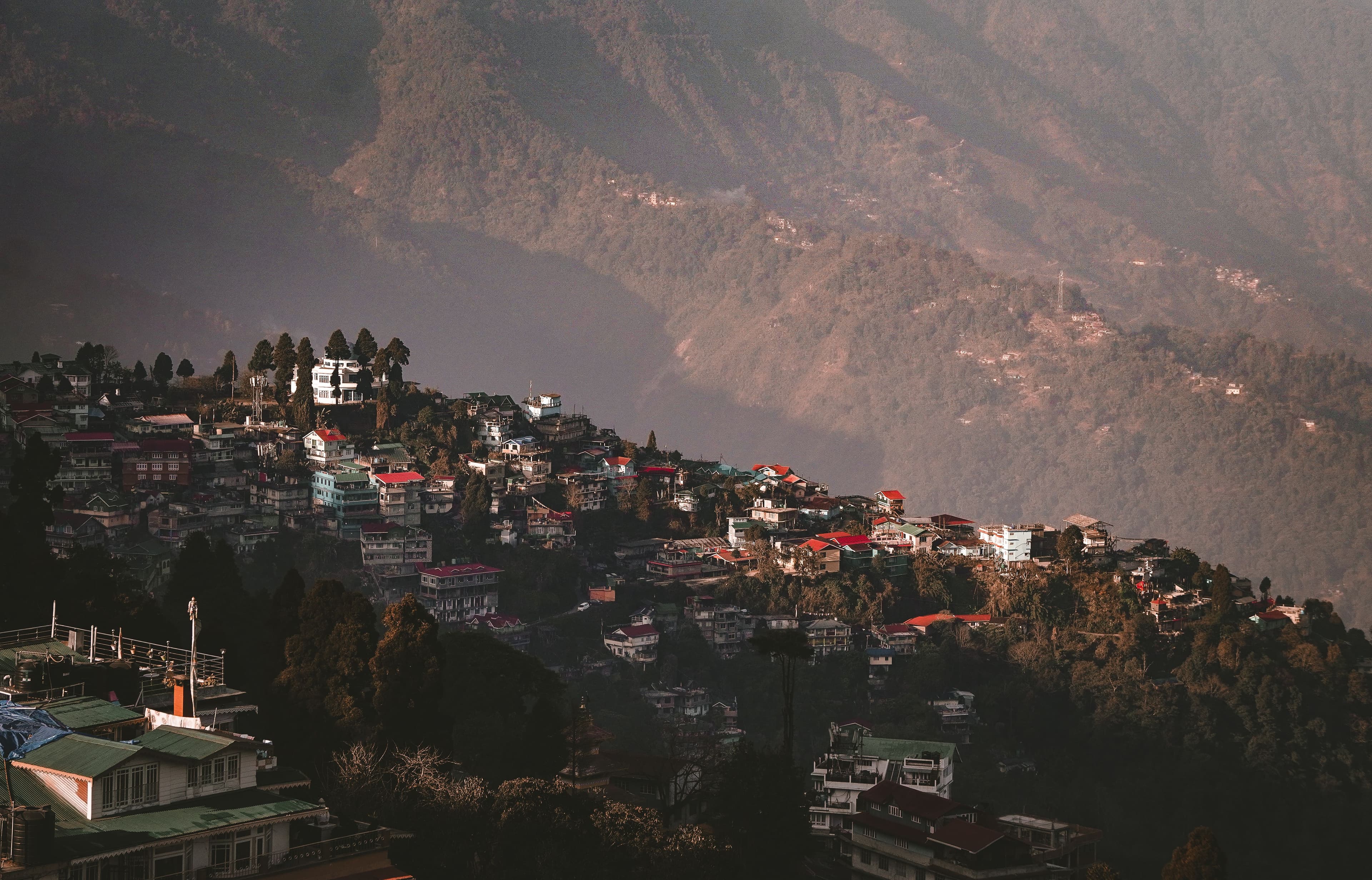 Darjeeling Hills & Toy Train Escape
